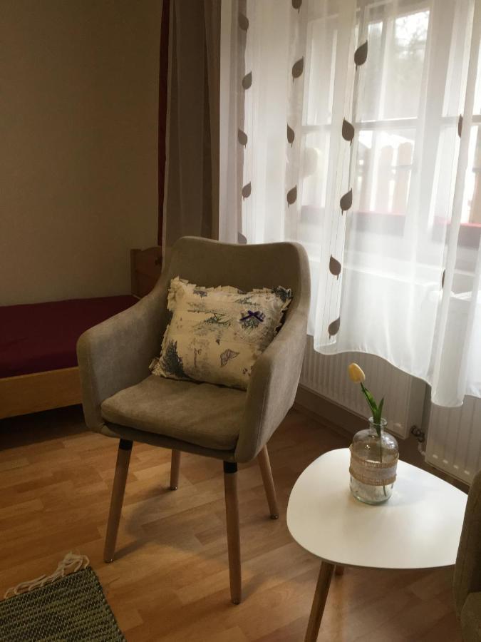 Devenyi Vendeghaz Leilighet Csesznek Eksteriør bilde